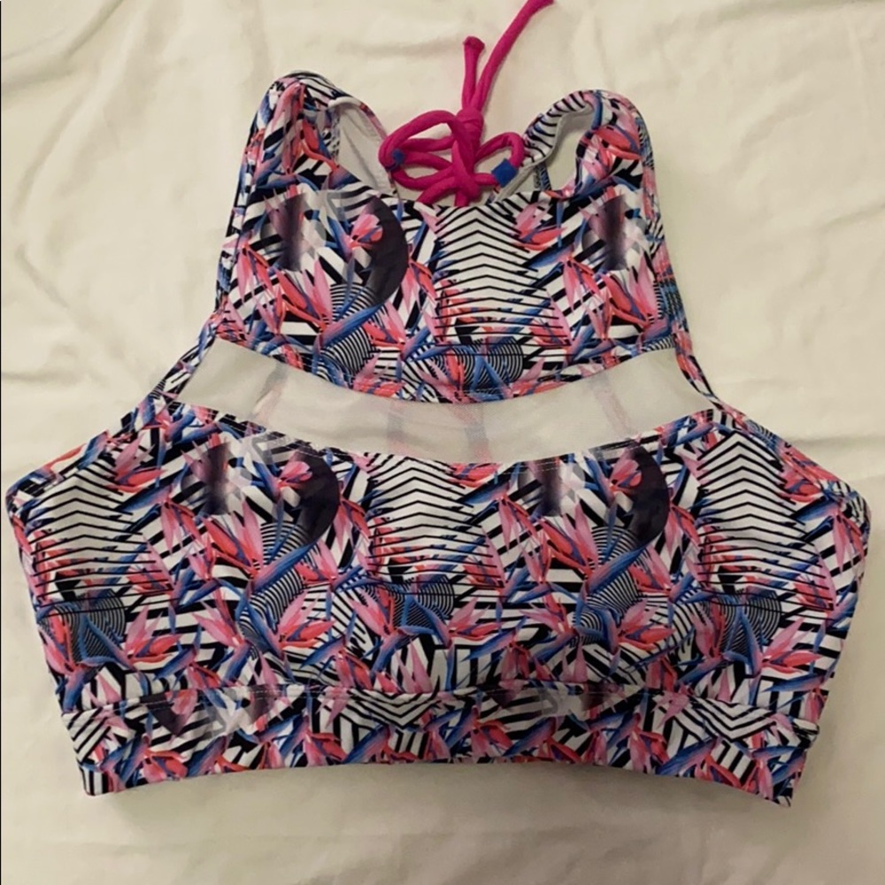Chestee size 8